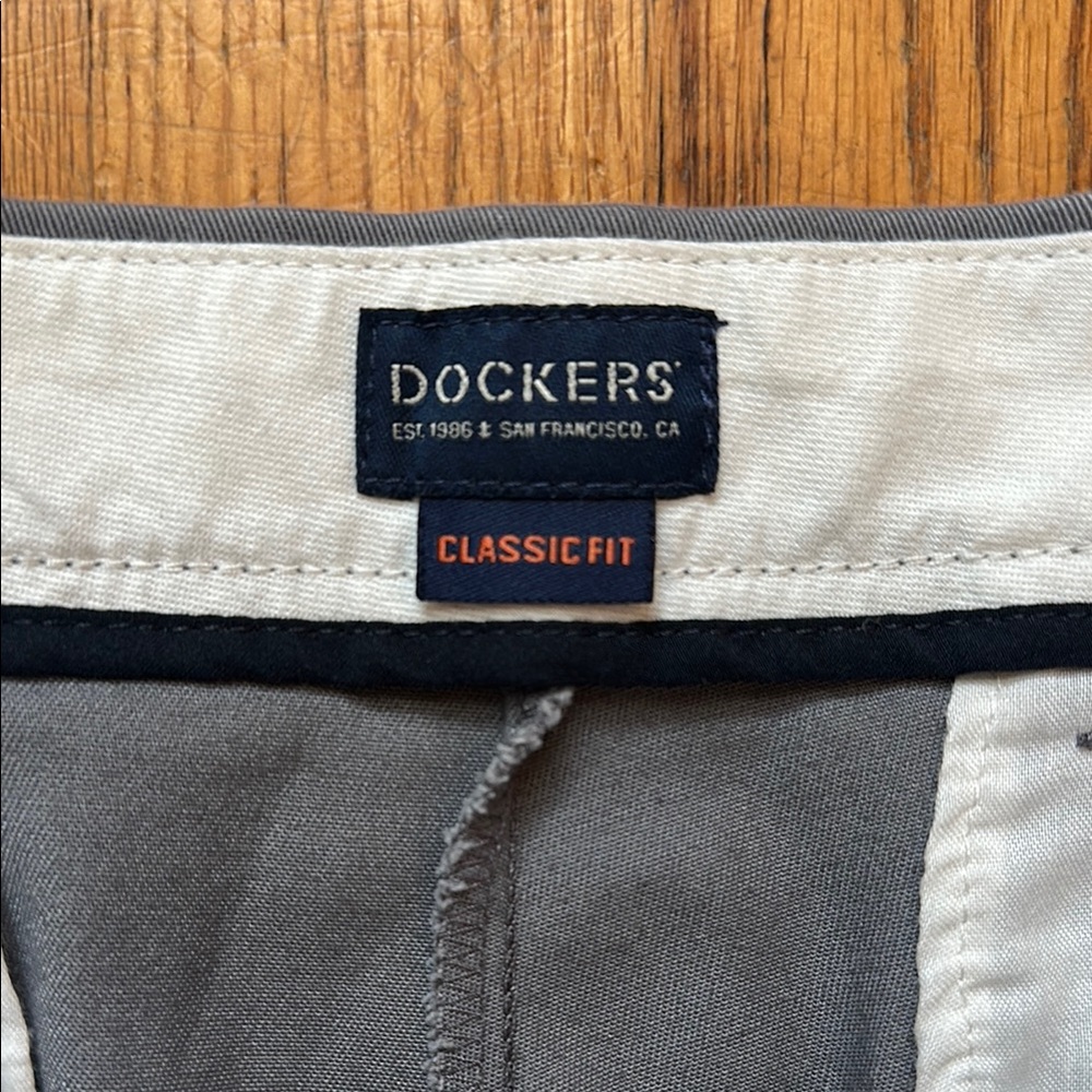 Men's Gray Pants - Picture 2 of 7